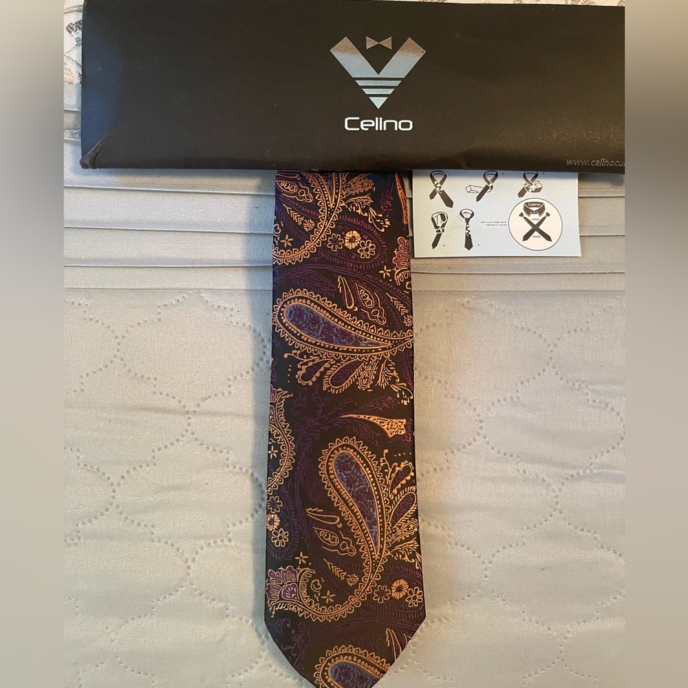 Brand New Celino  multi color premium Turkey made mens necktie.
